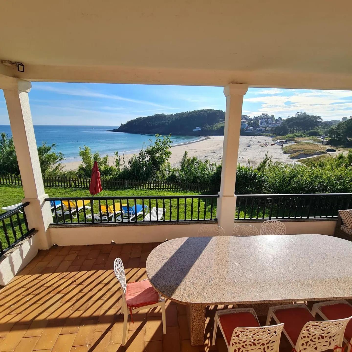 En Sanxenxo, Encima De La Playa Canelas Holiday home *